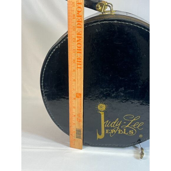 Vintage BIack Round Judy Lee Jewels Case for Jewelry /Storage/ Display Hat Box - Picture 8 of 9